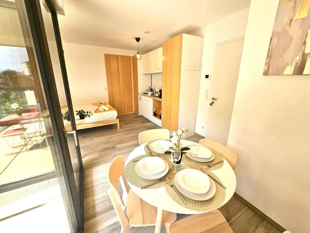 Cozy Studio With Sunny Terrace-Chiny3 Luxemburg Appartement